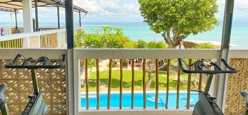 Ocean view gym at 3 Monkeys Lembongan