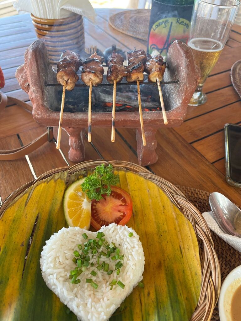 Makanan atau minuman di Agung Beach Club.