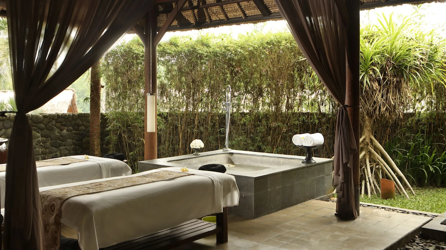 Spa, Pool, Lunch