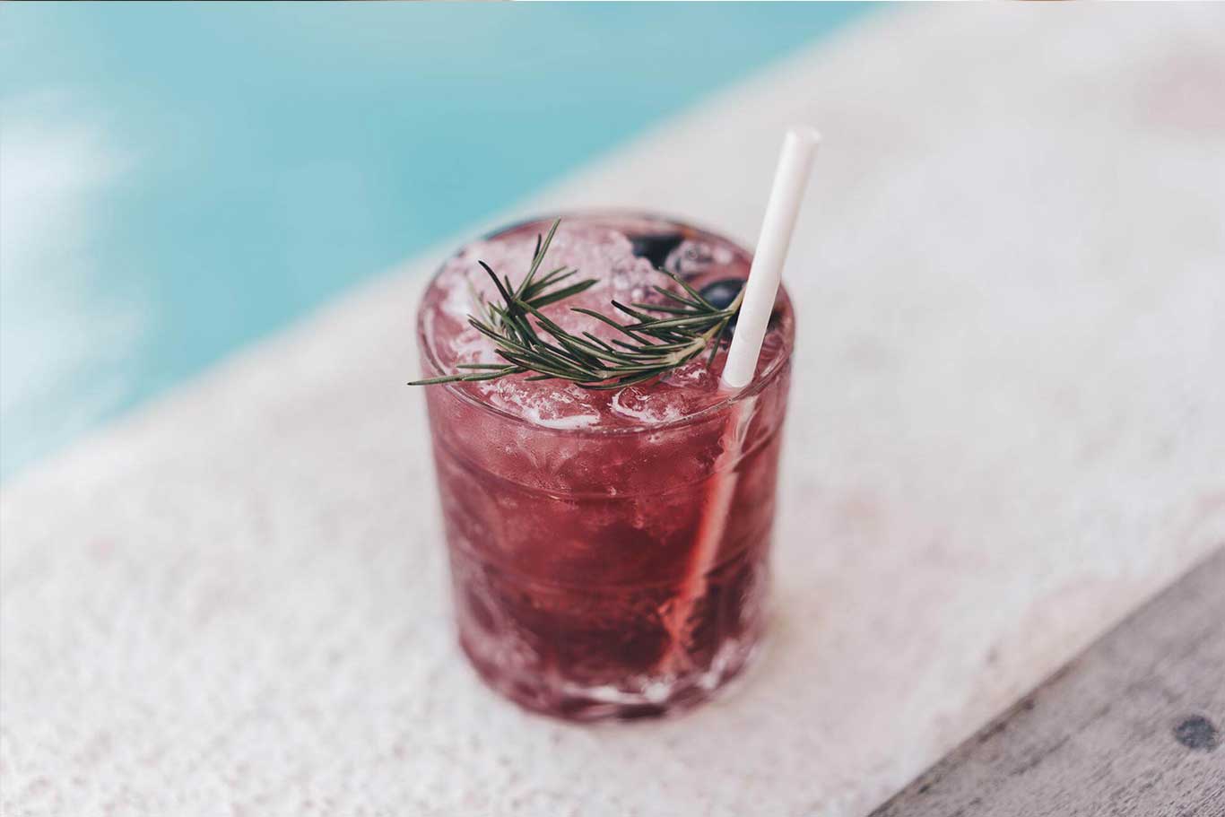 Cocktail served at the pool bar at Alternative Beach