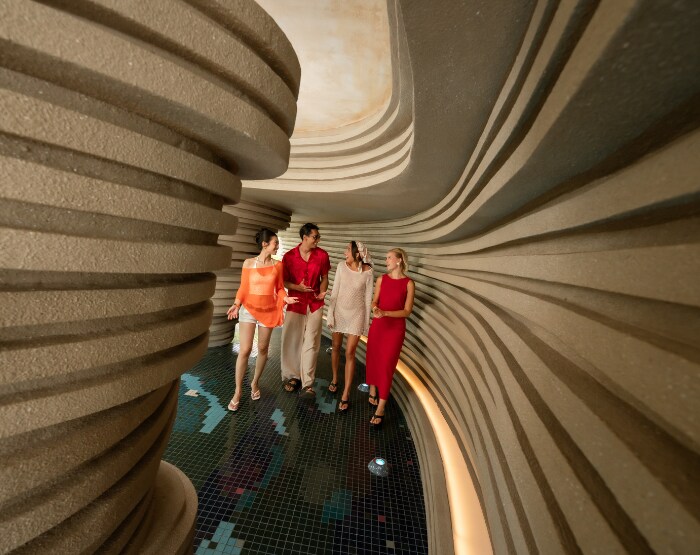 Curved walls and walkway