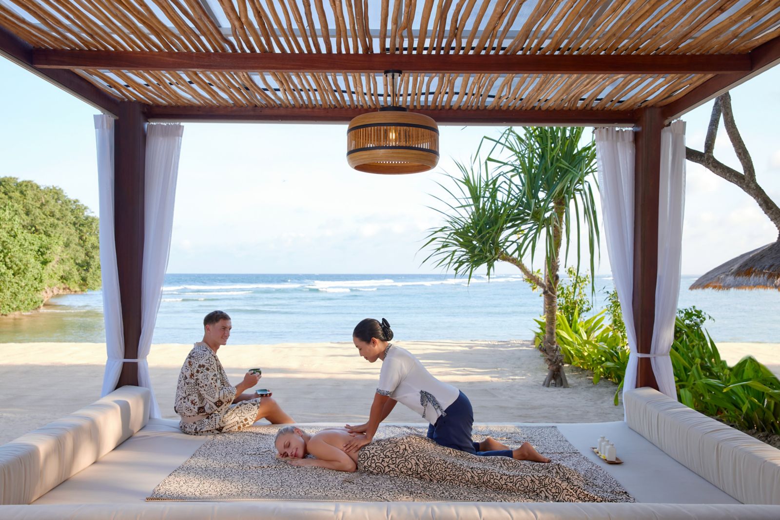 Pengalaman spa tepi pantai (diatur terpisah)