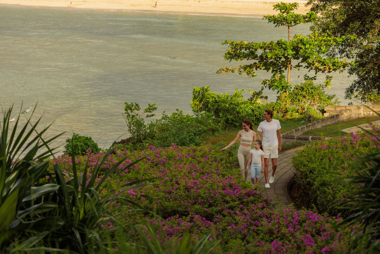 Sekitar: Jalur Peninsula Island