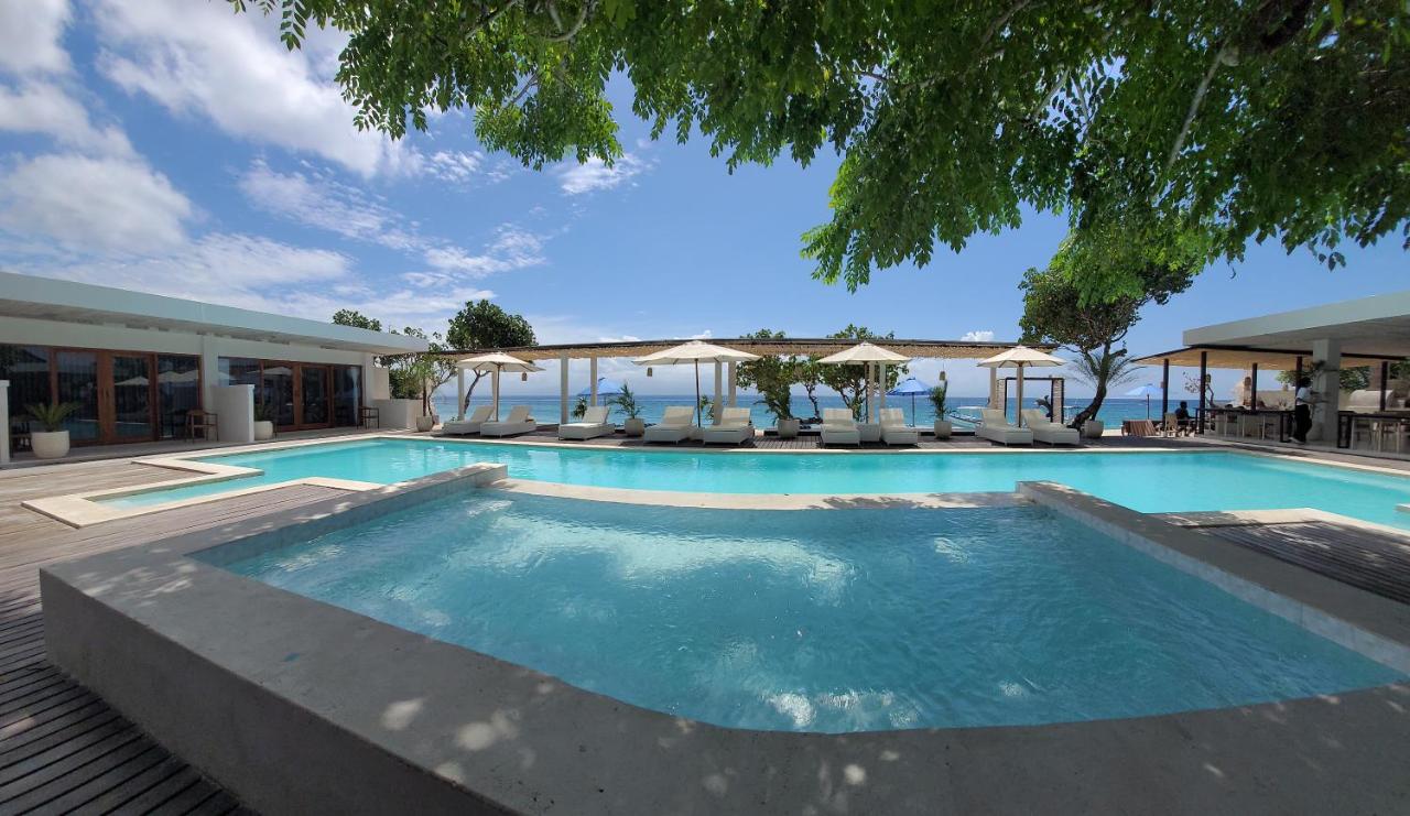 AMP Beach House overall