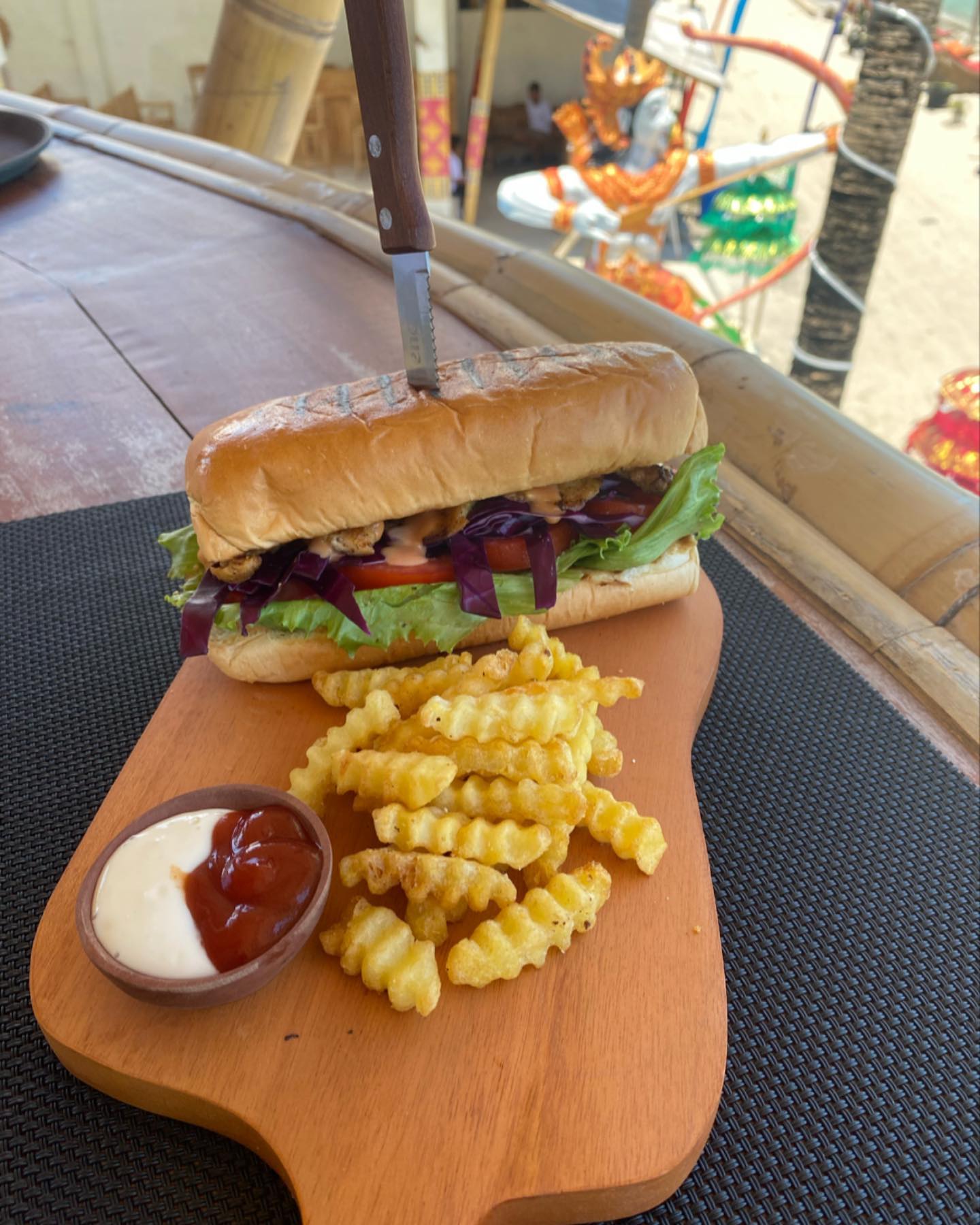 Sandwich dengan Kentang Goreng