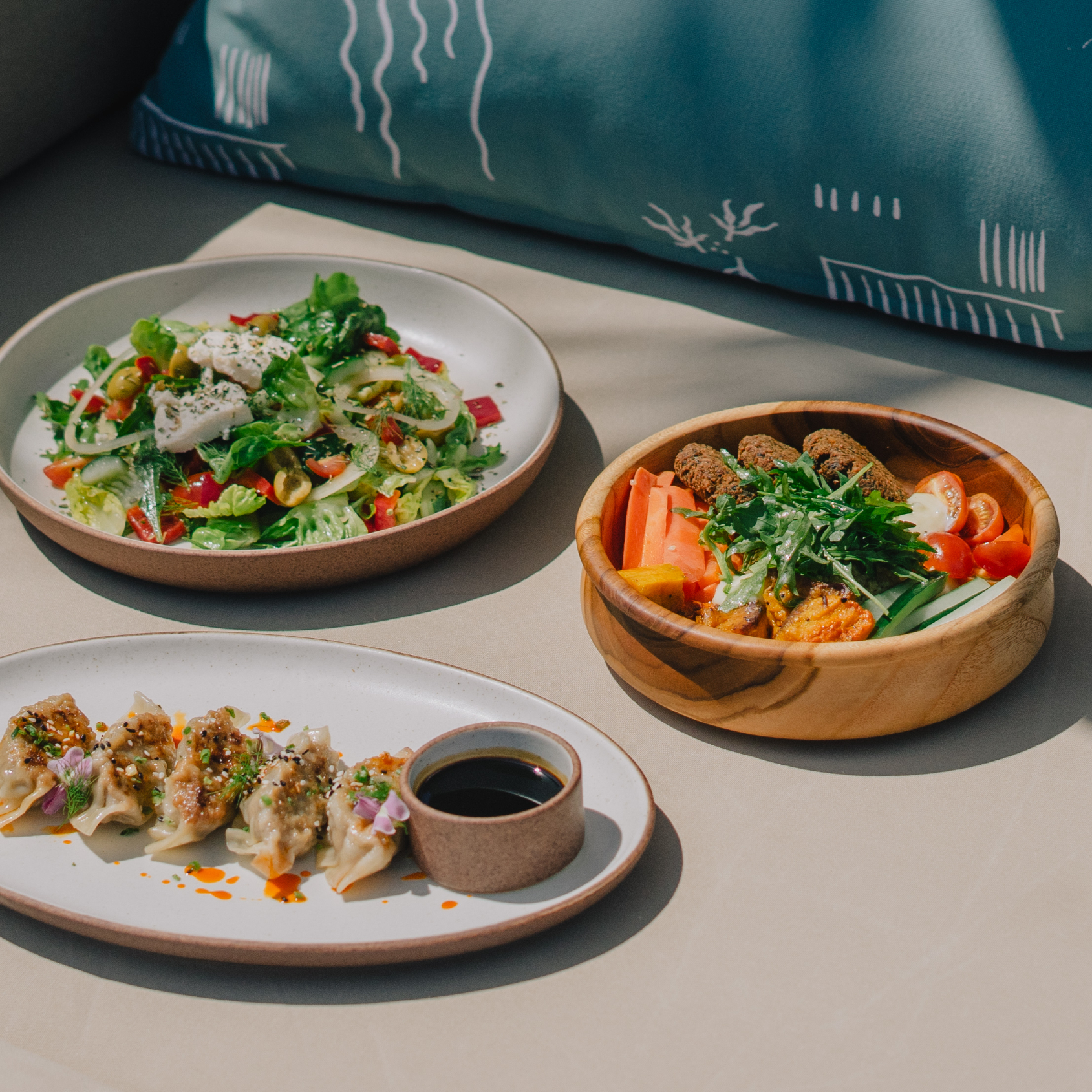 Easy Lounge Menu