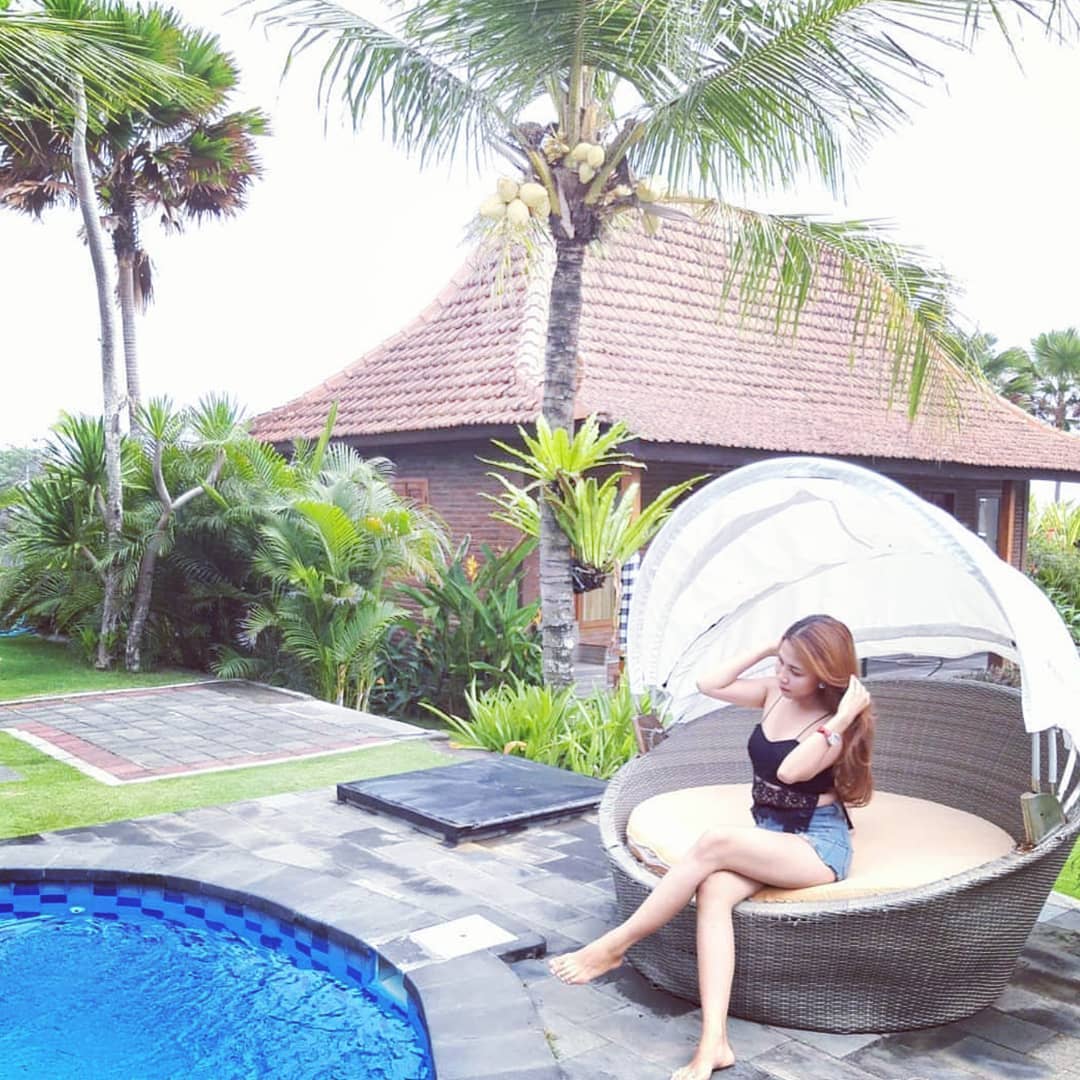 Daybed Bulat