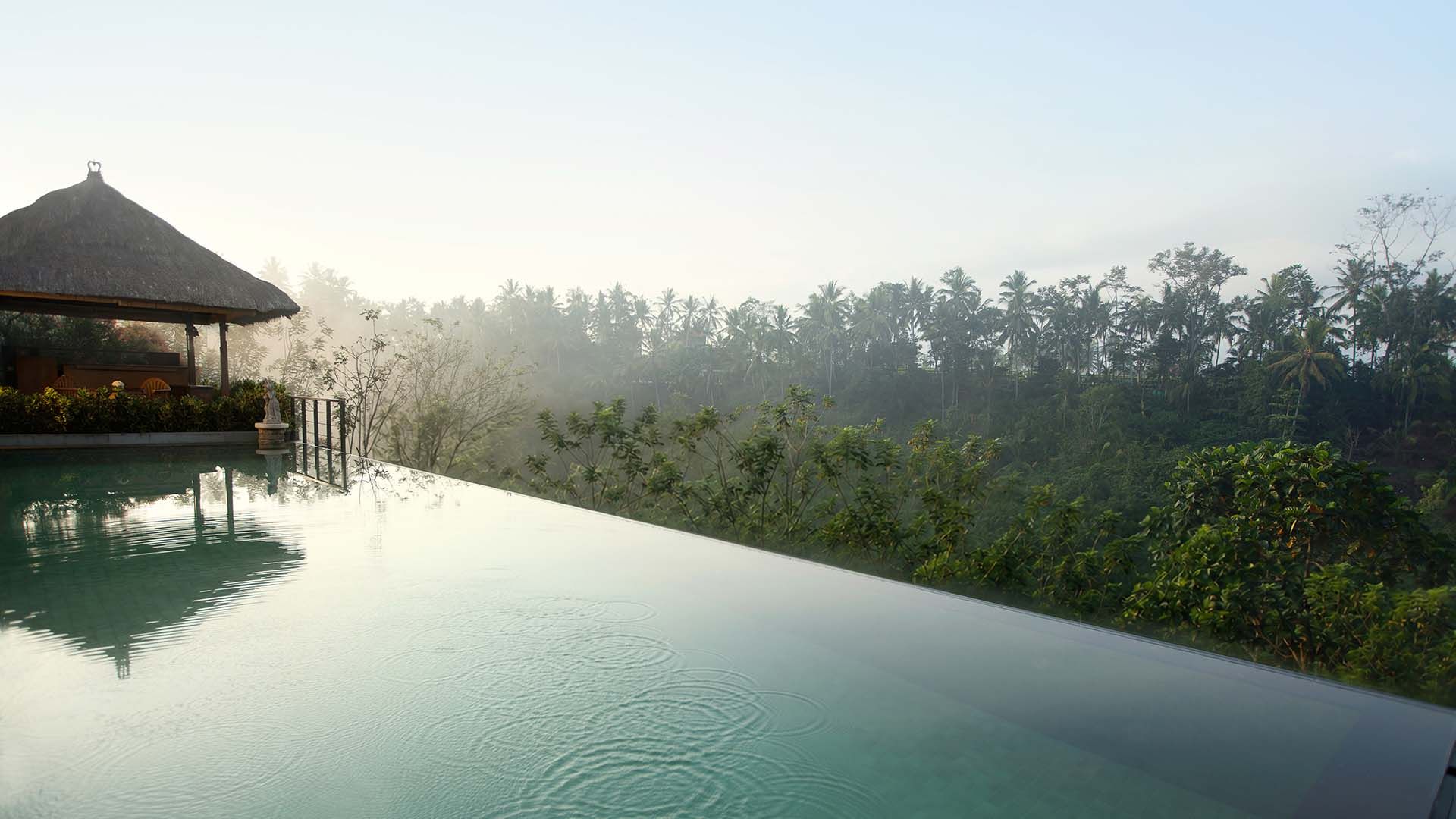 Awana Pool & Lounge