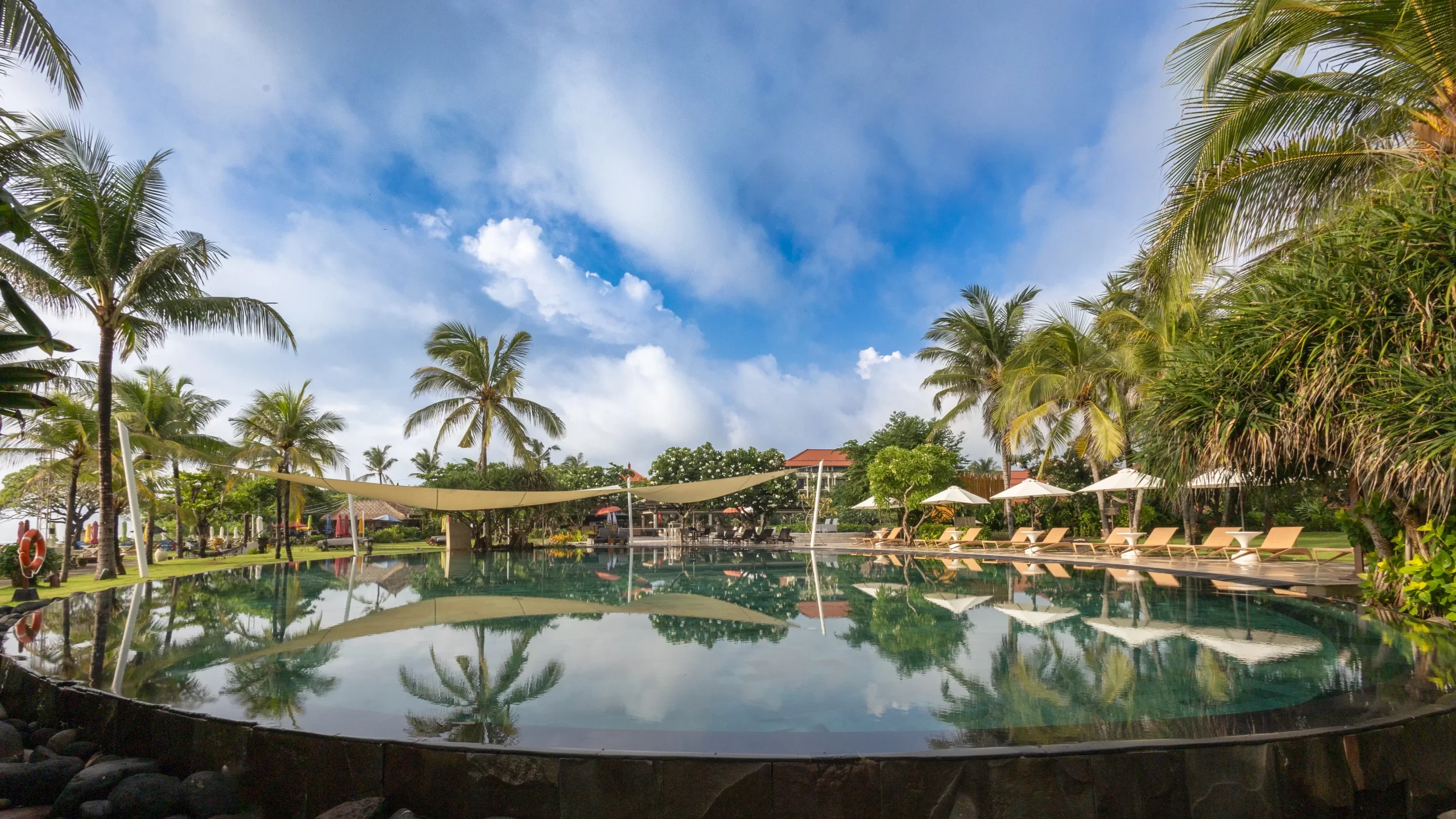 Ayodya Beach Club & Grill