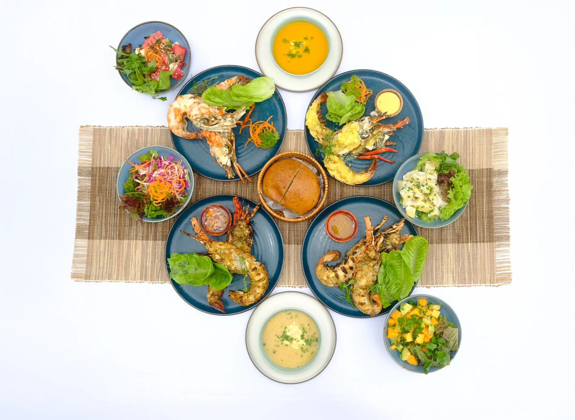 A seafood-focused lunch by the beach