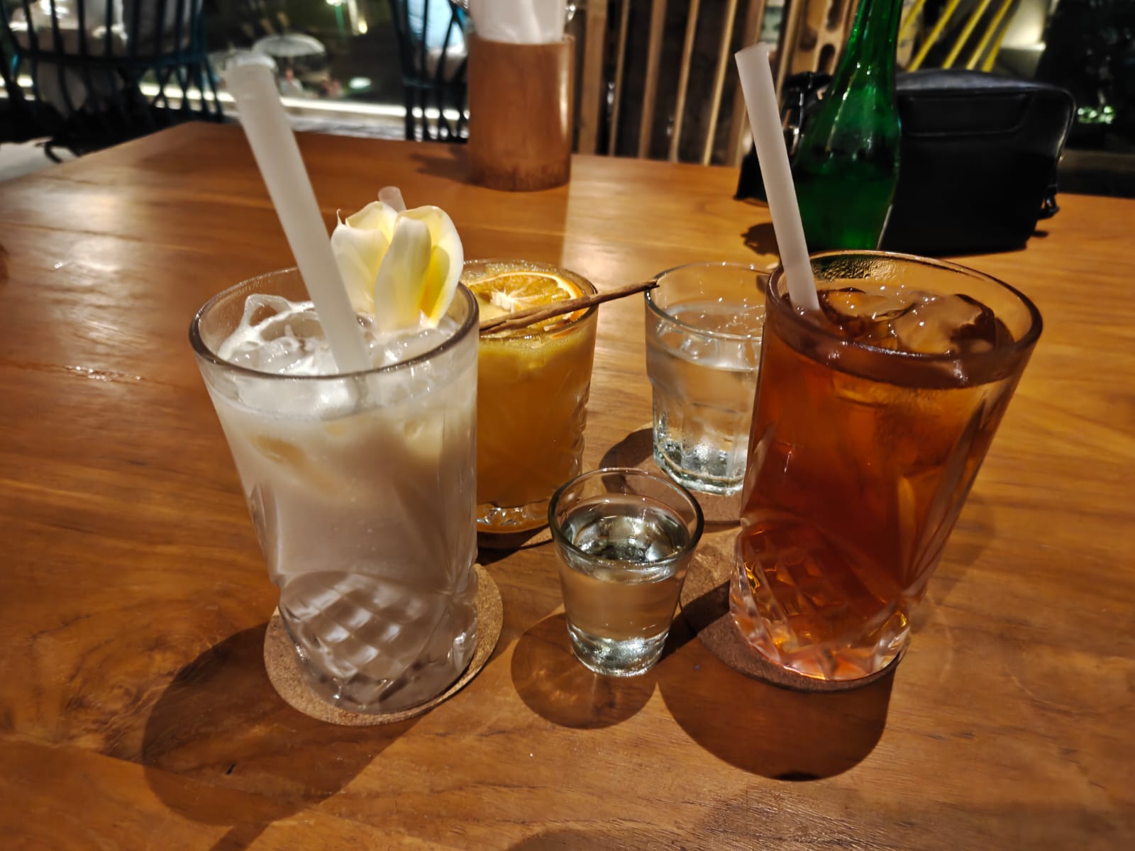 Minuman Gaya Tiki