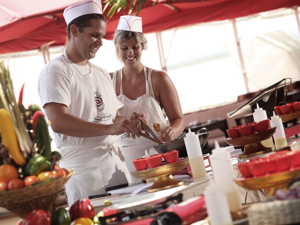 Beach Club Restaurant Sanur — Outdoor culinary experience