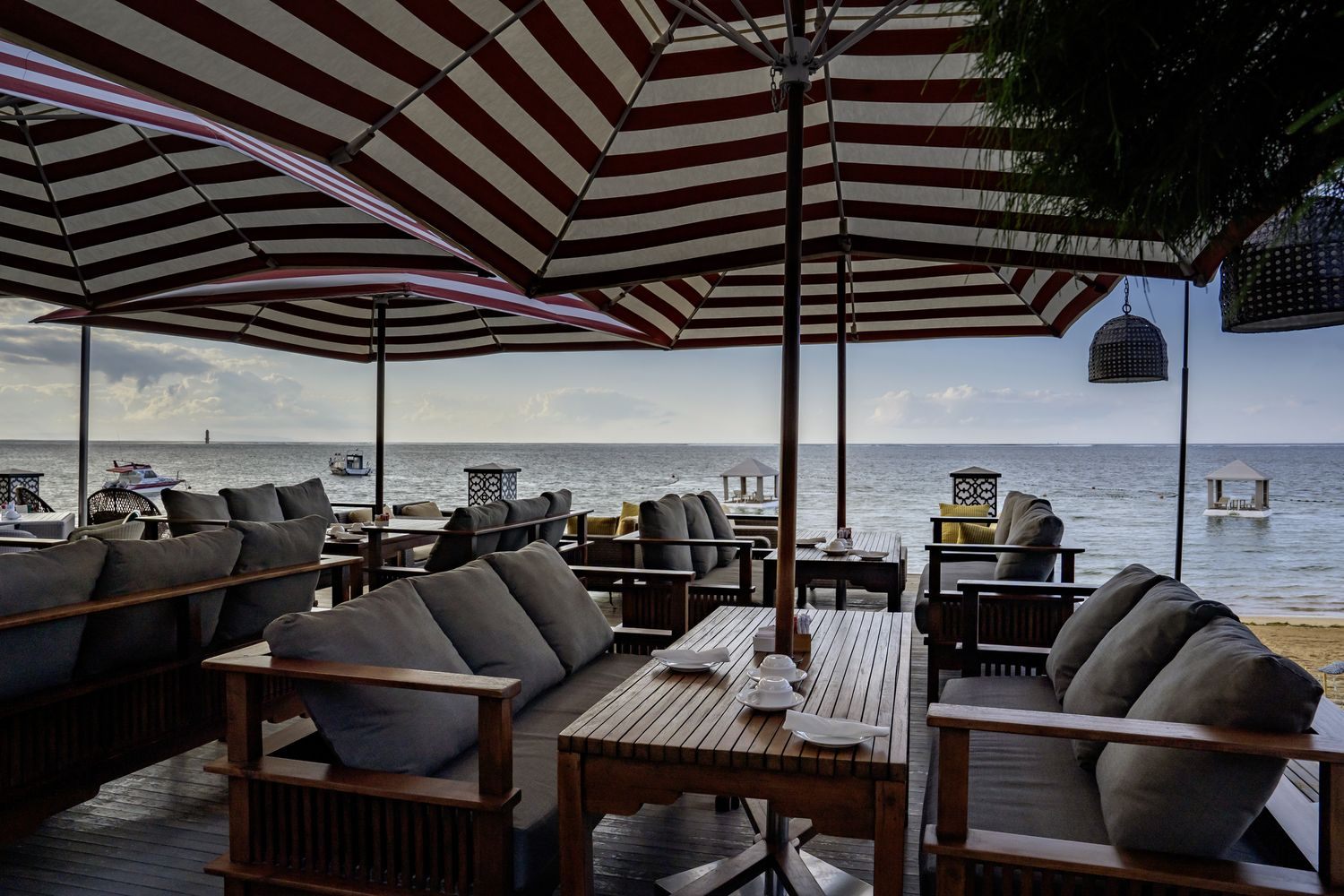 Outdoor Lounge Seating
