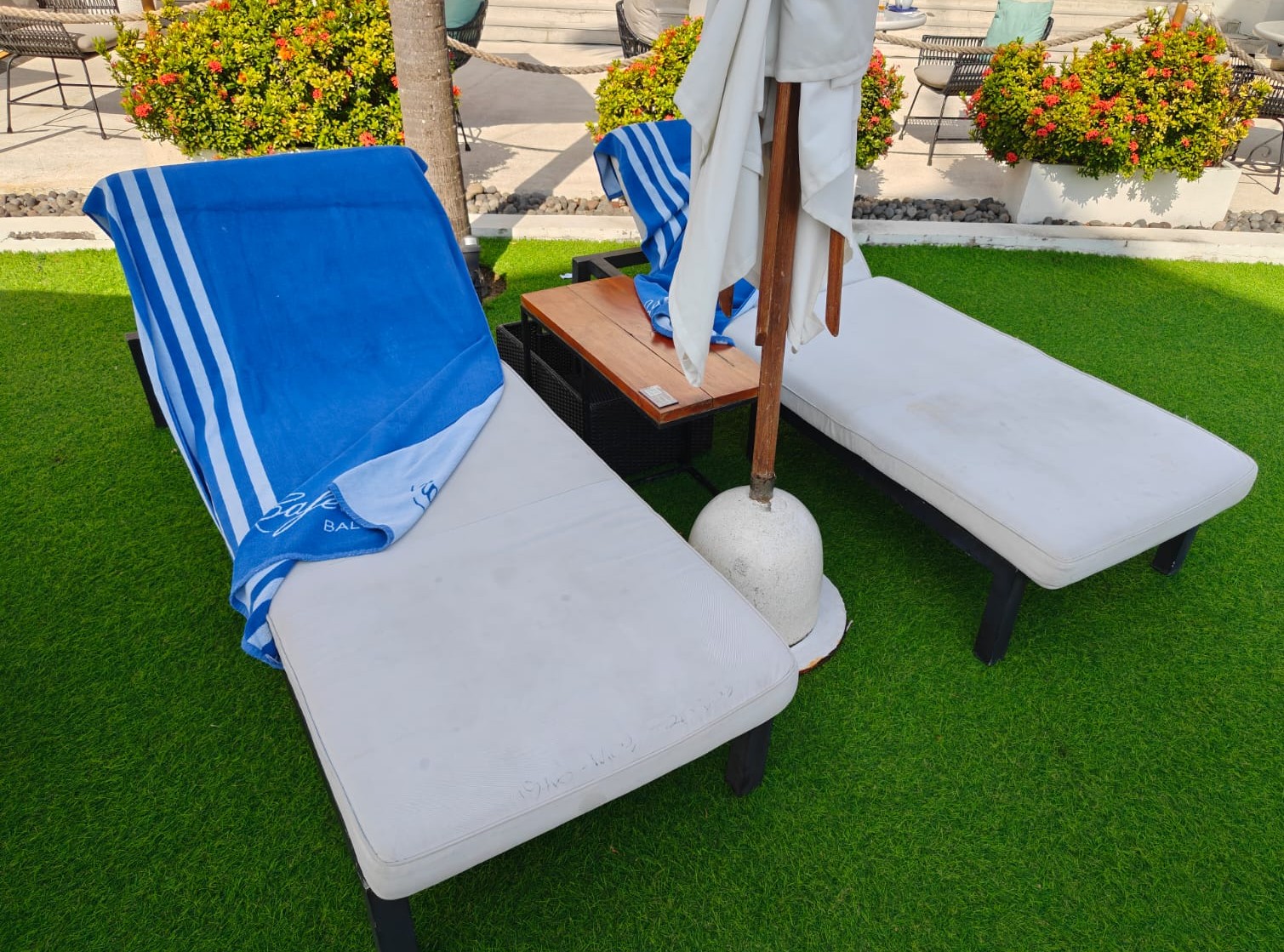 Sun Lounger (2 unit)