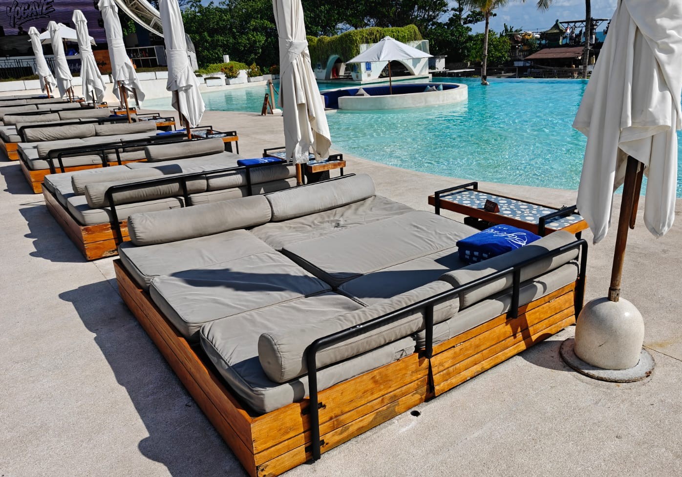 Pool Daybed