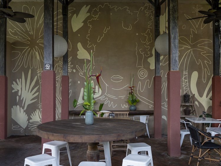 Joglo House Folk Pool and Gardens dekat area masuk