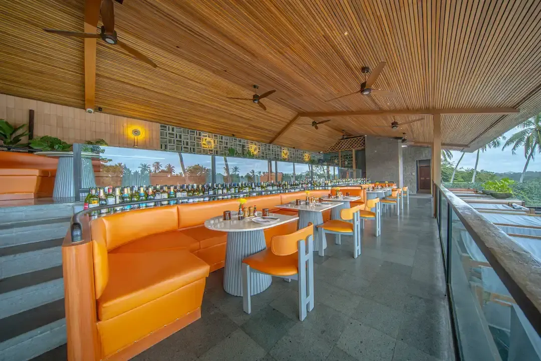 Dining and pool