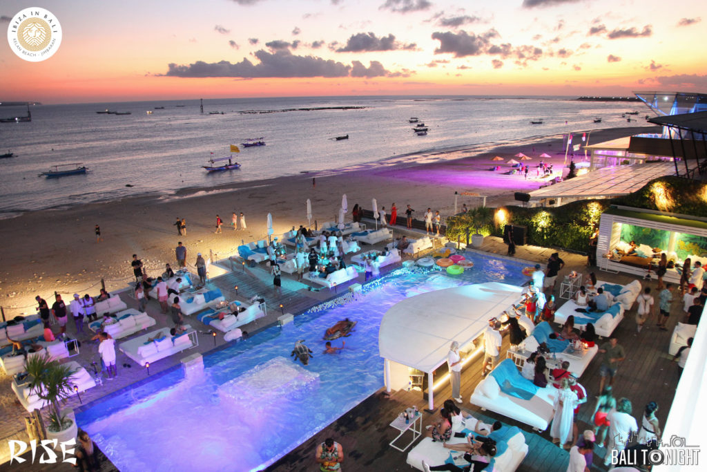 Time-of-day atmosphere at Ibiza In Bali Beach Club.
