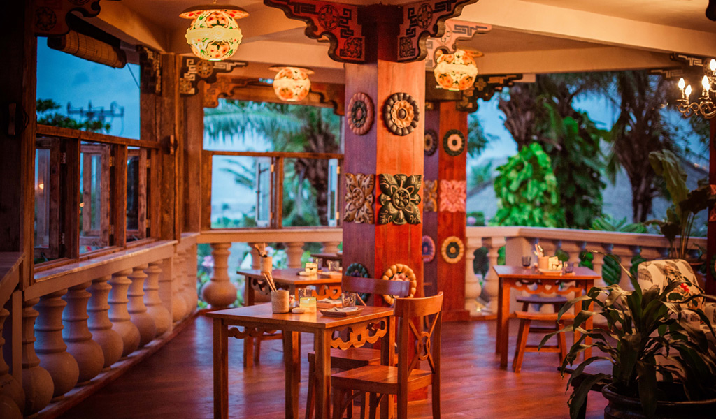 Indoor Dining Table