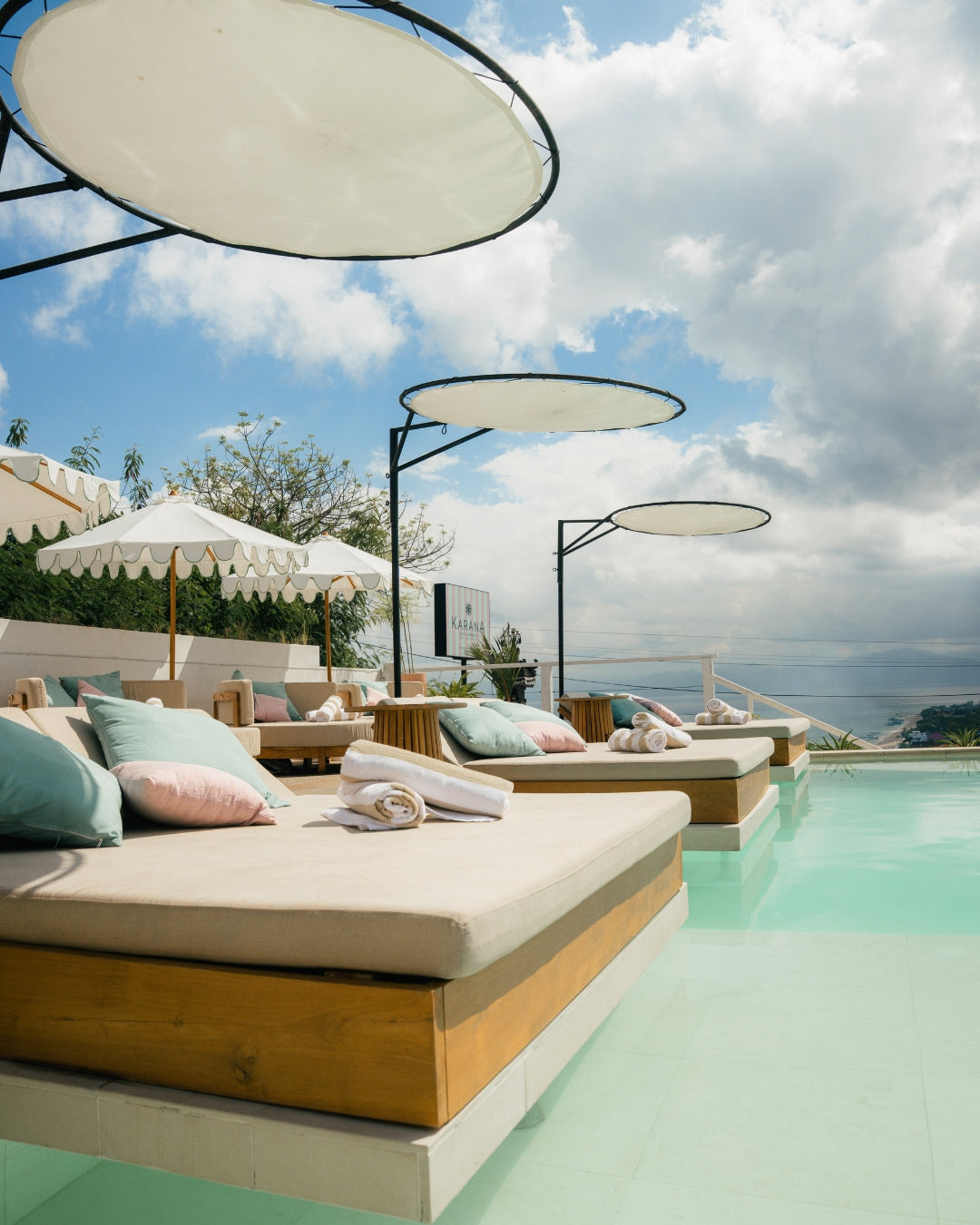 Poolside Day Bed
