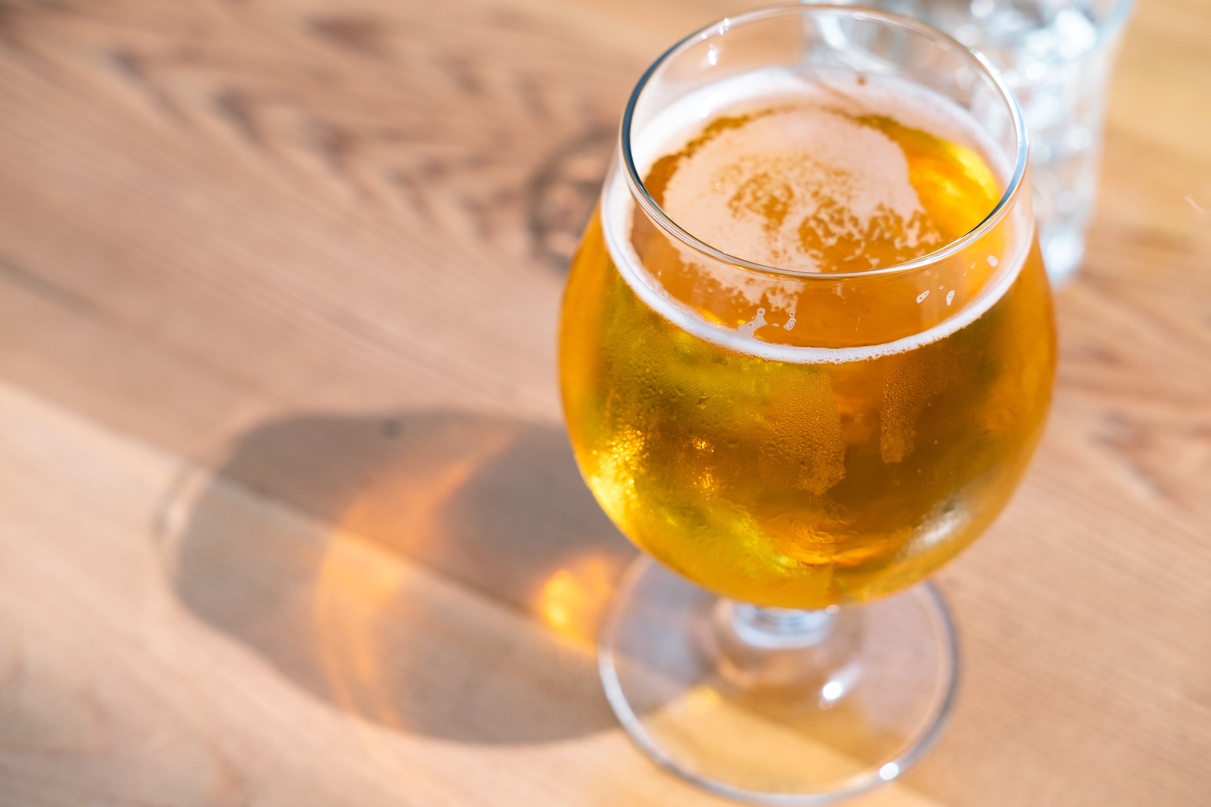 木曜：12時から生ビールIDR65,000