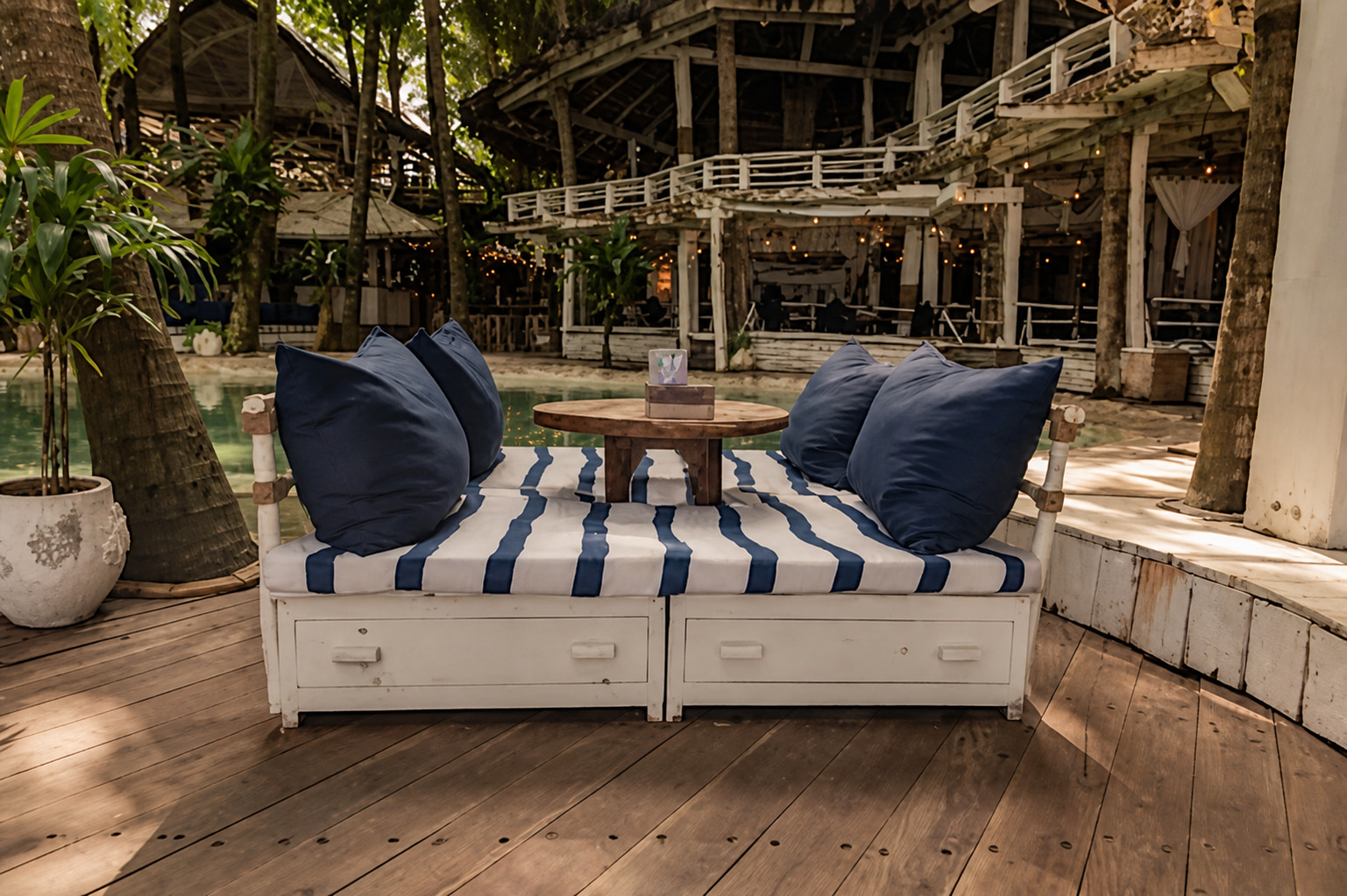 Triple Bed Pool Side
