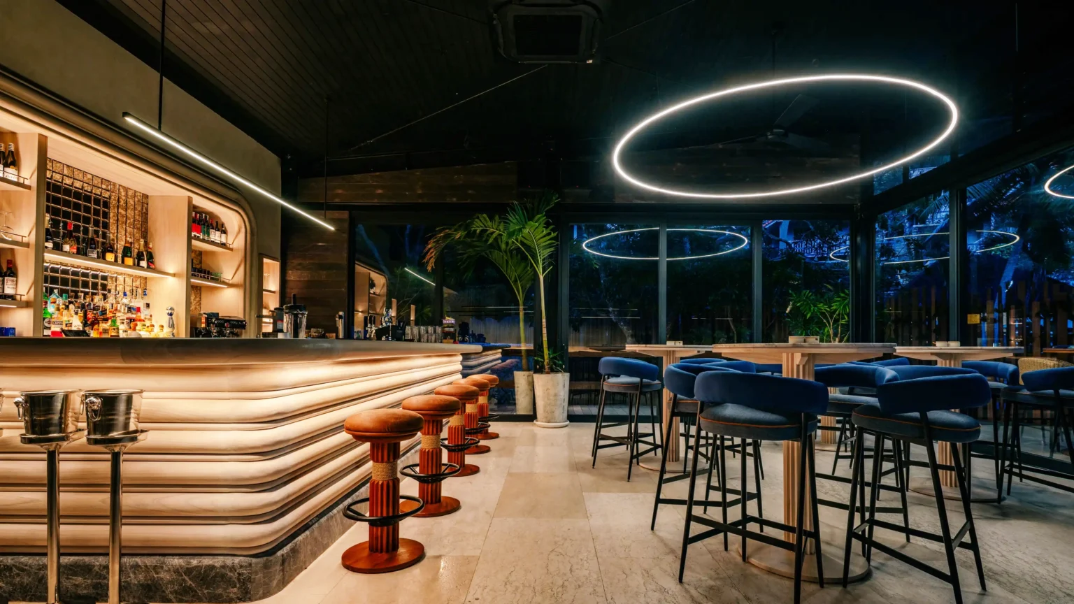 Dusk dining after dark