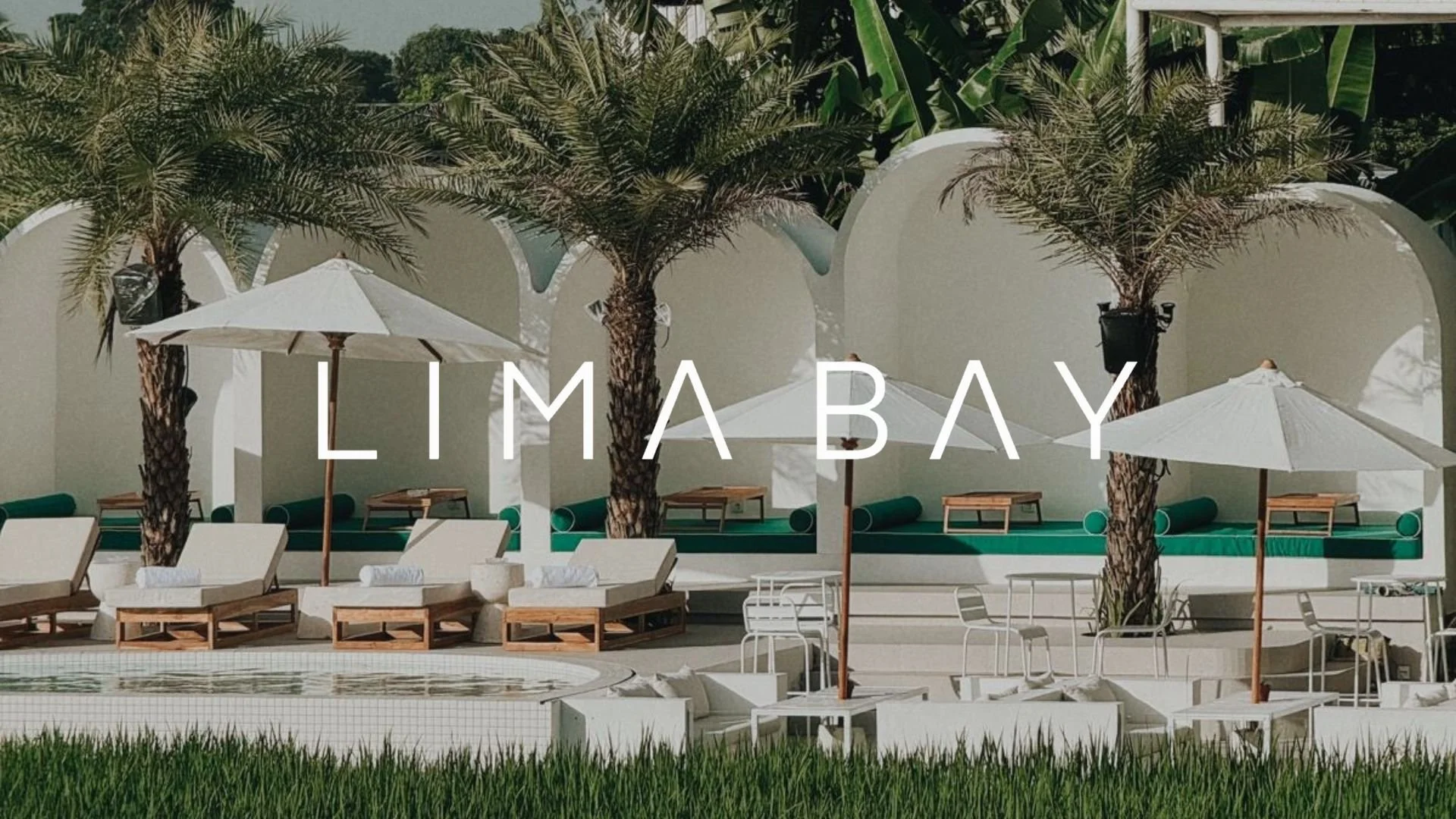 Lima Bay Bali