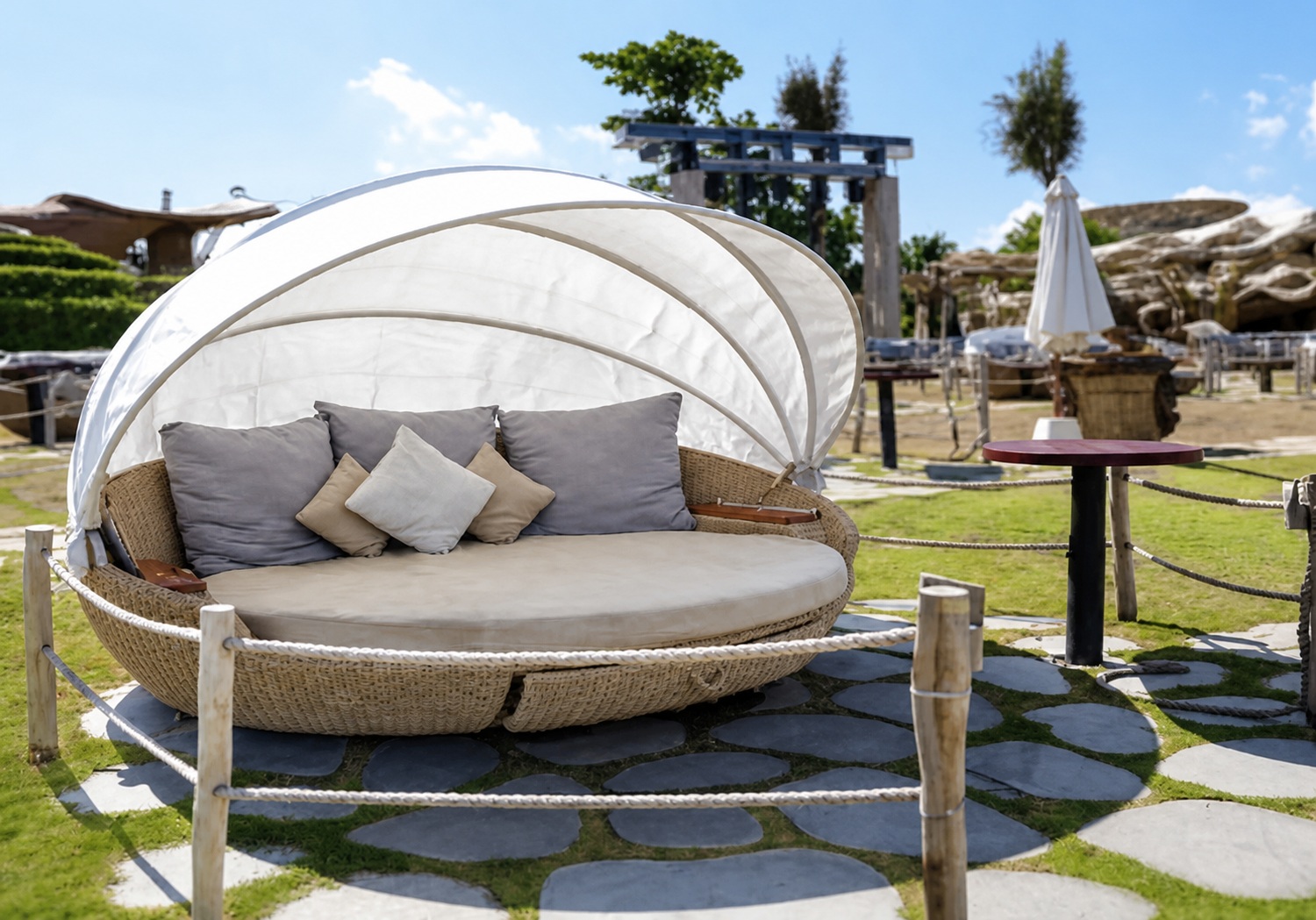 Small Day Bed