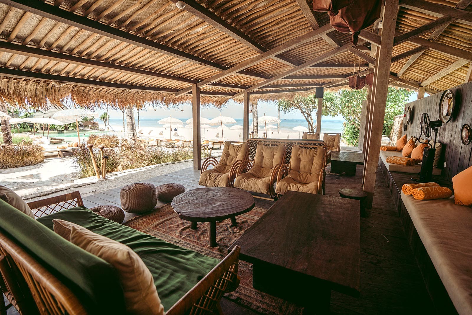 Mari Beach Club — Suasana tempat