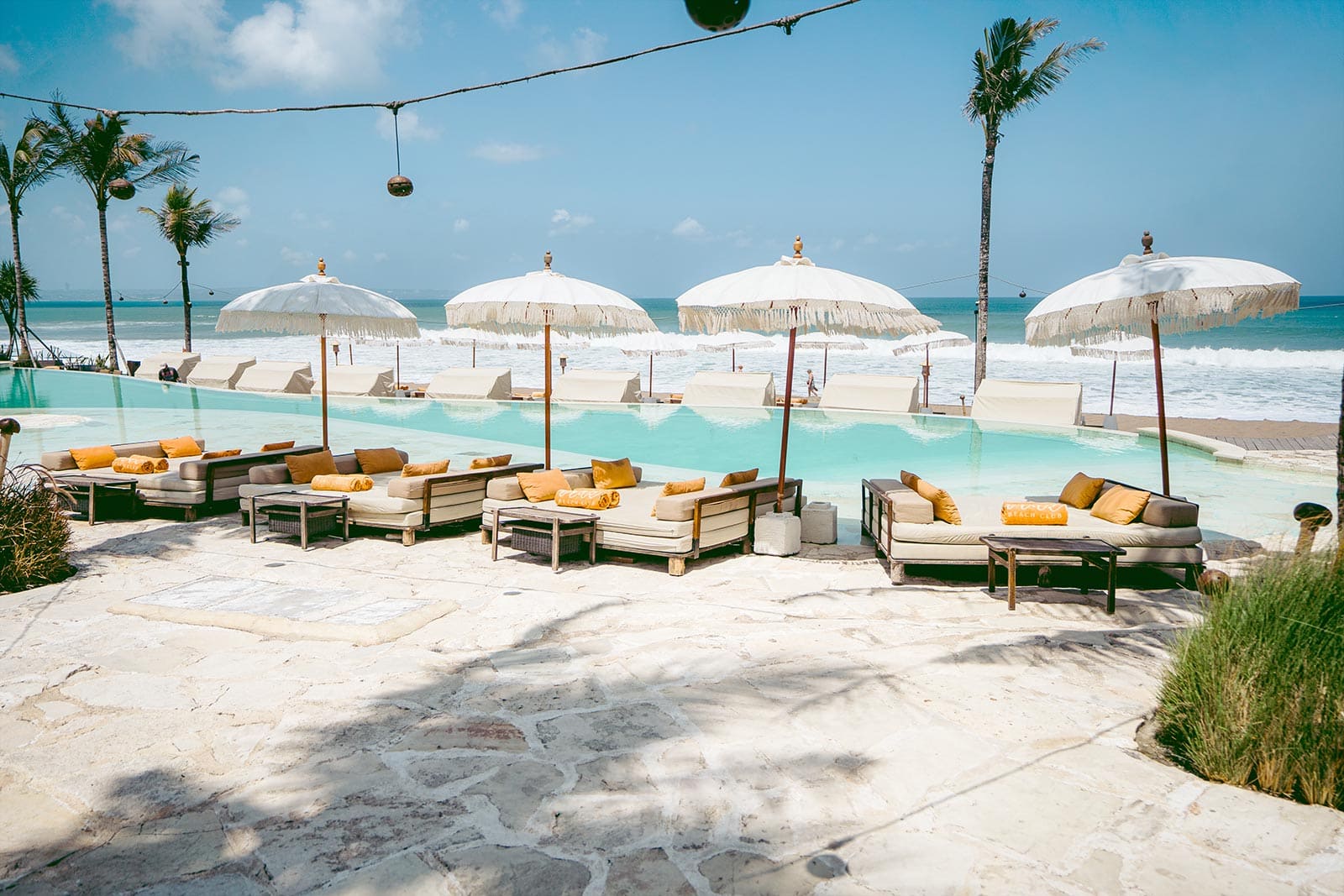 Mari Beach Club — Suasana tempat
