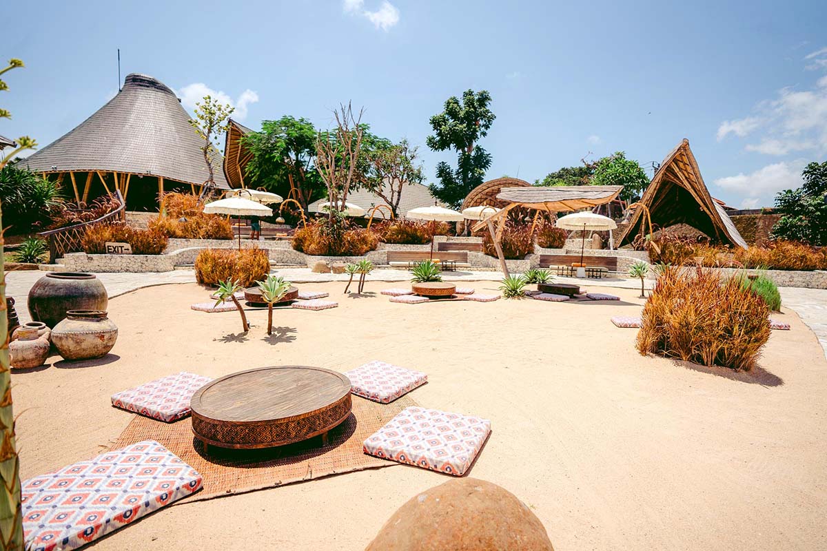 Mari Beach Club — Suasana tempat
