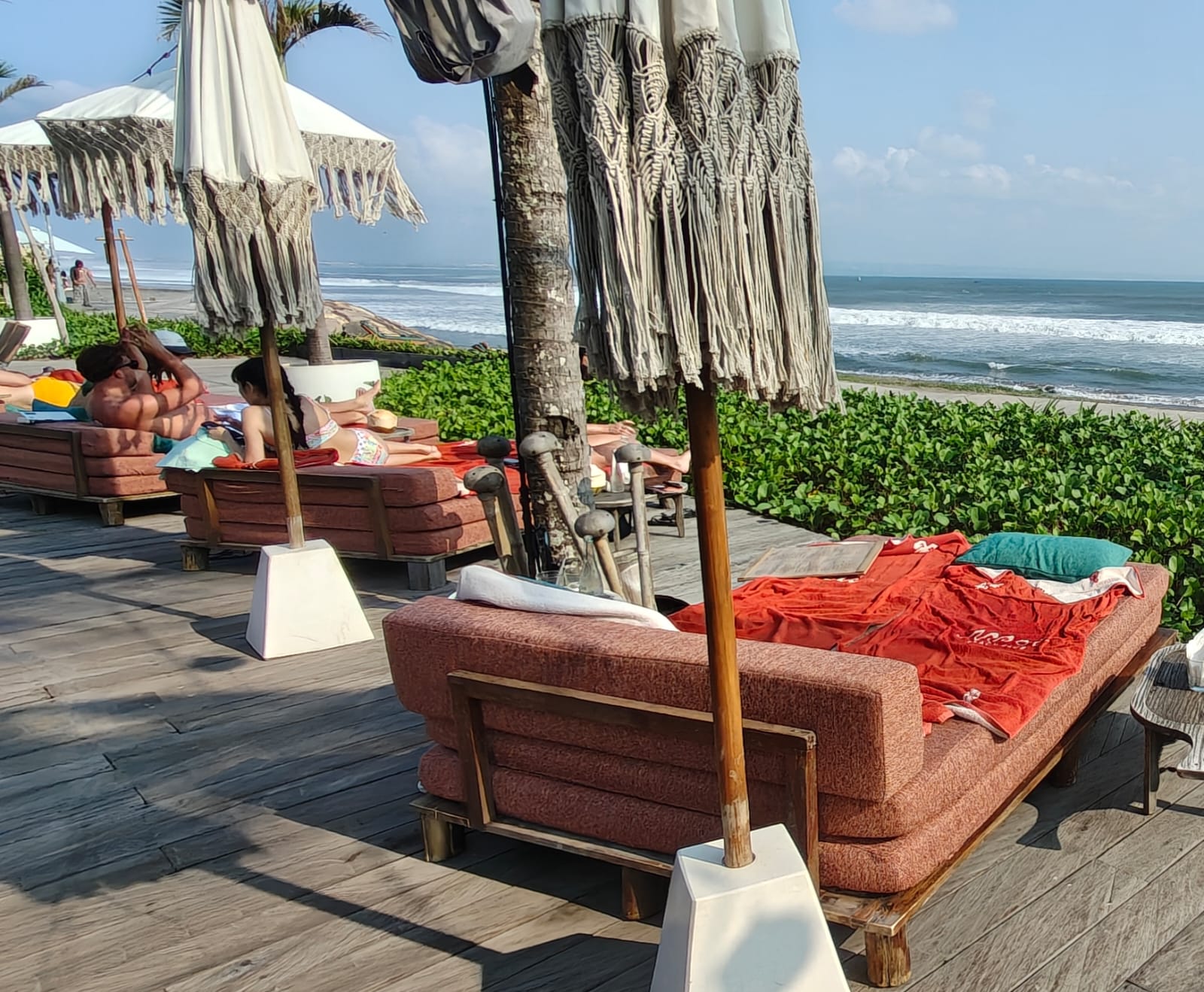 Mari Beach Club — Suasana tempat