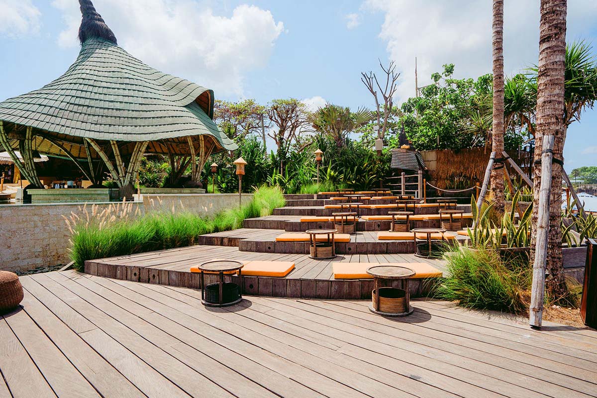 Mari Beach Club — Suasana tempat