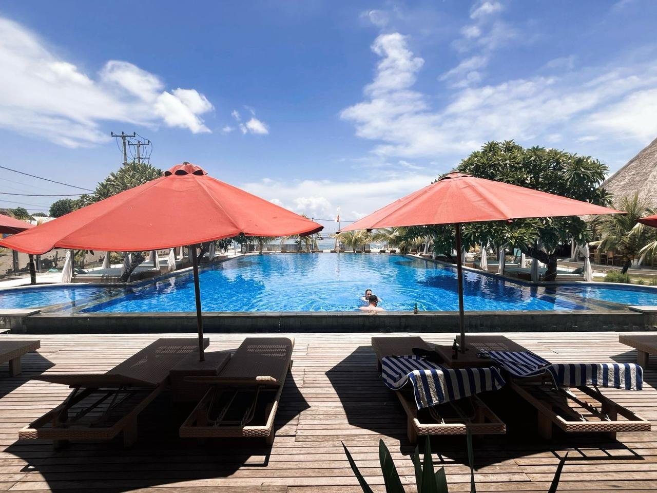 Seat poolside