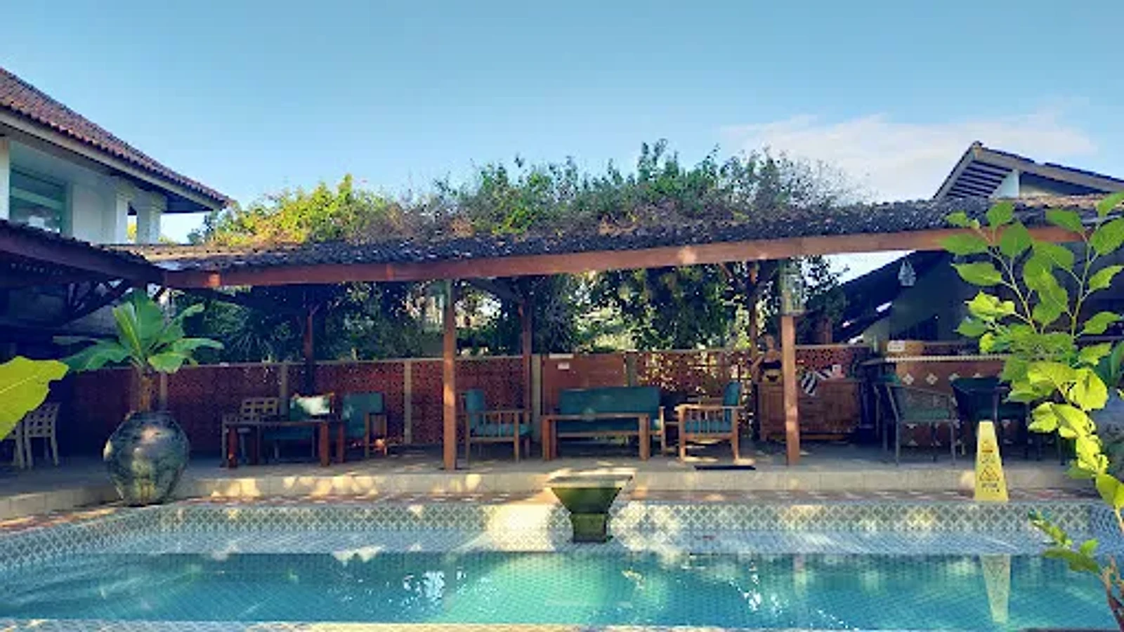 Area pool kecil di Memories Sanur Club