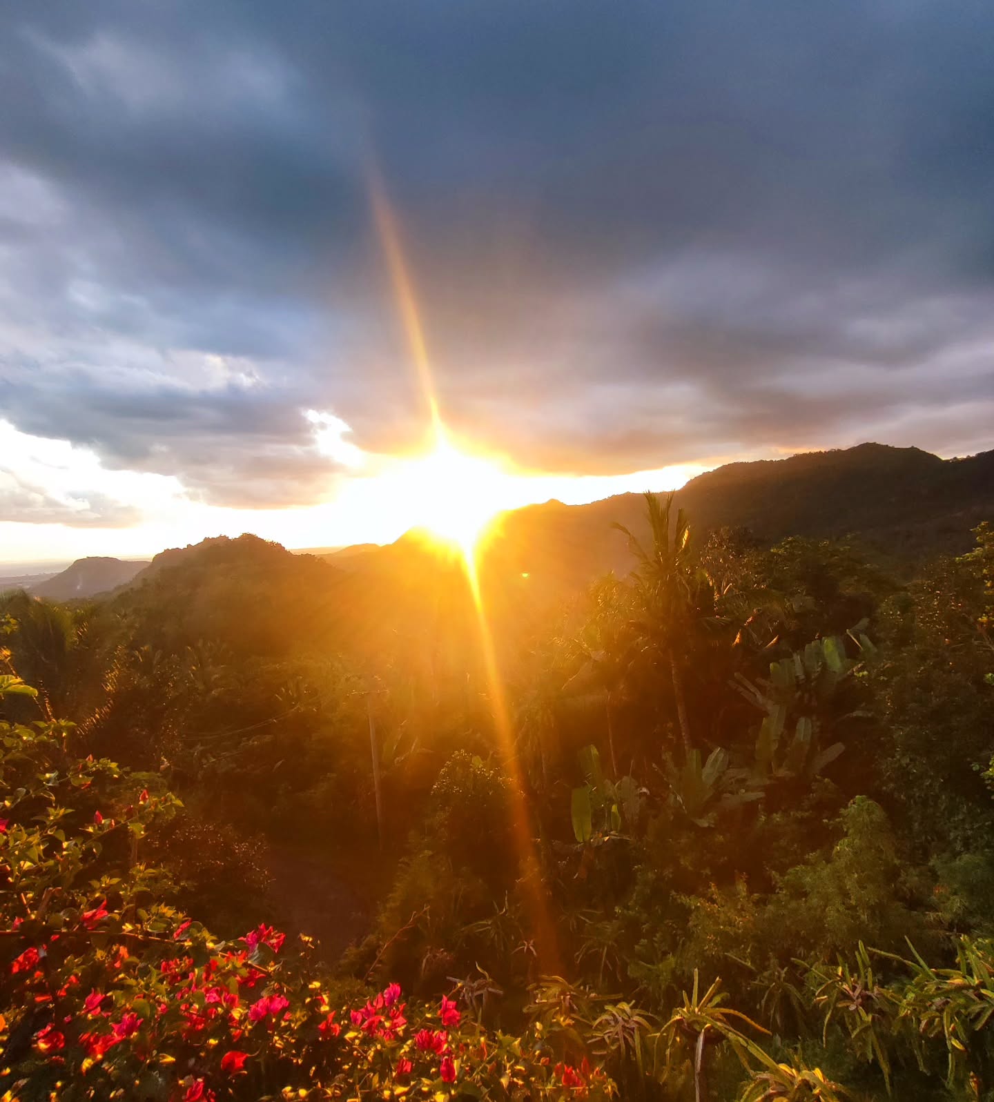 Langit Sore di Atas Lembah