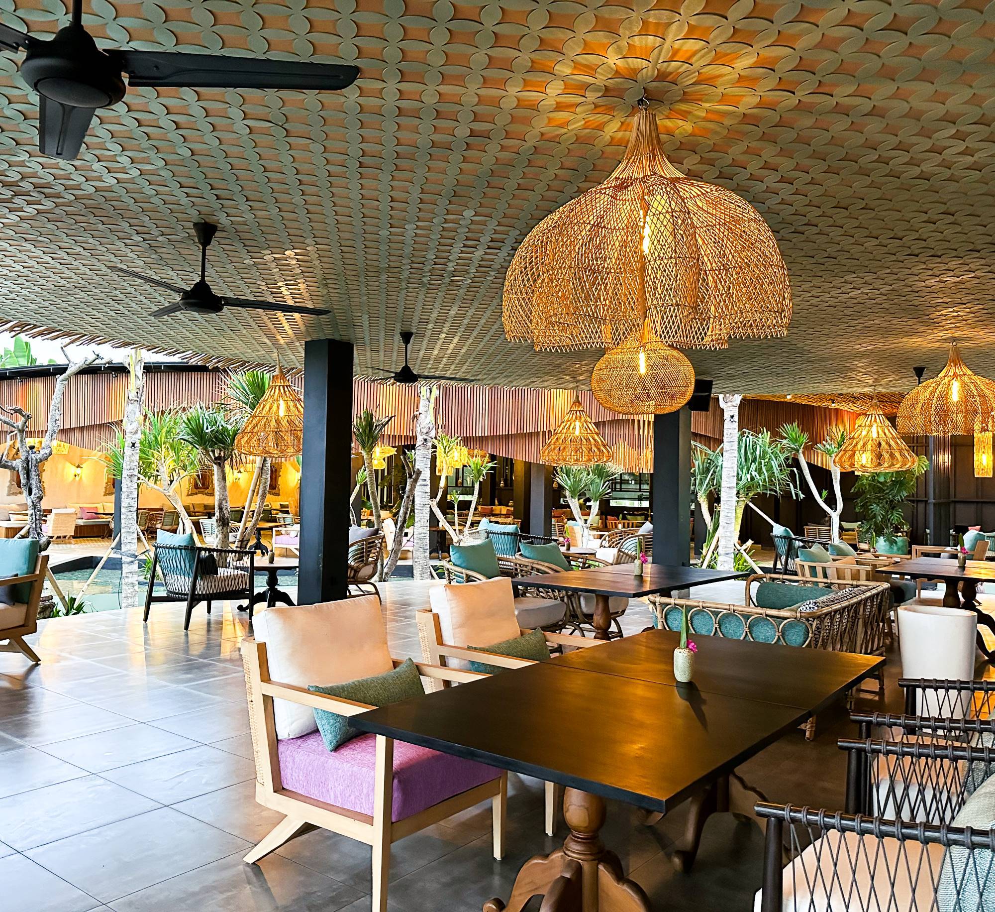 Interior lounge