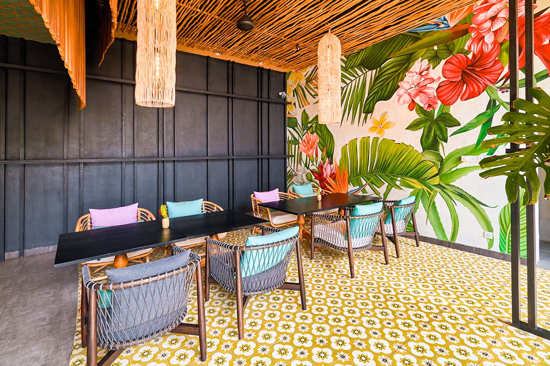 Lounge Area (Lantai 1)