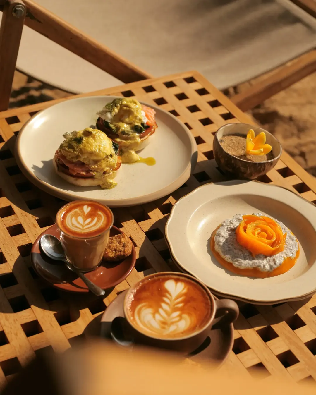 Hidangan Telur dan Kopi Pagi