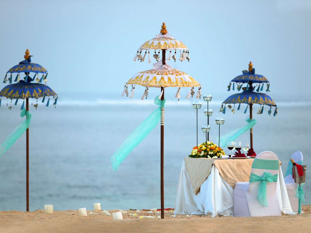 Novotel Beach Club