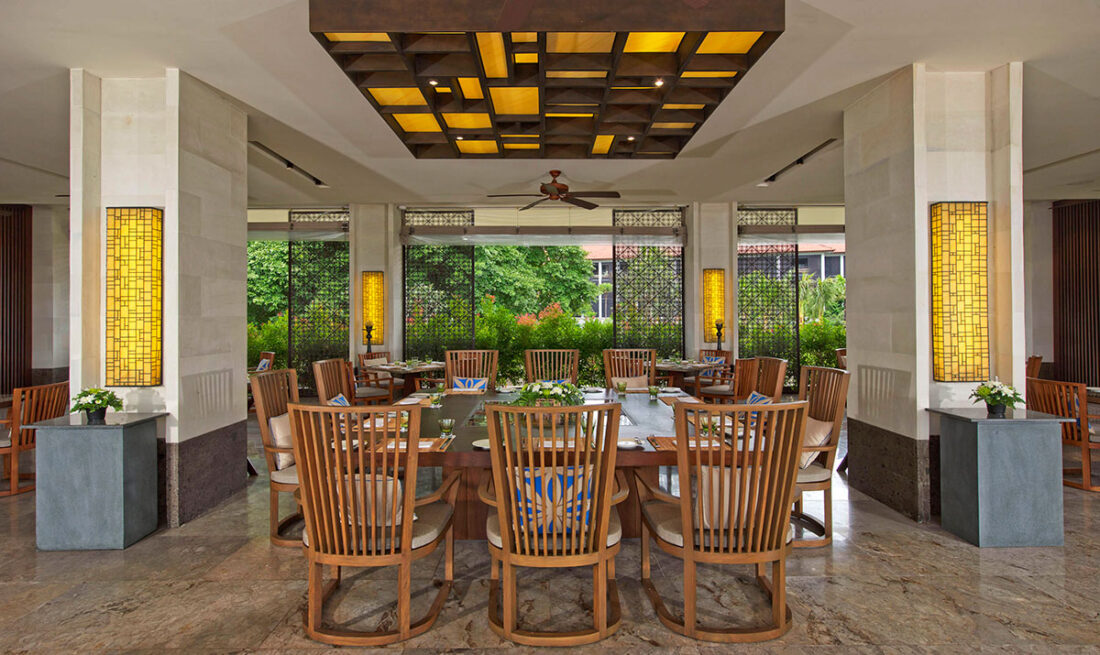Indoor Restaurant Table