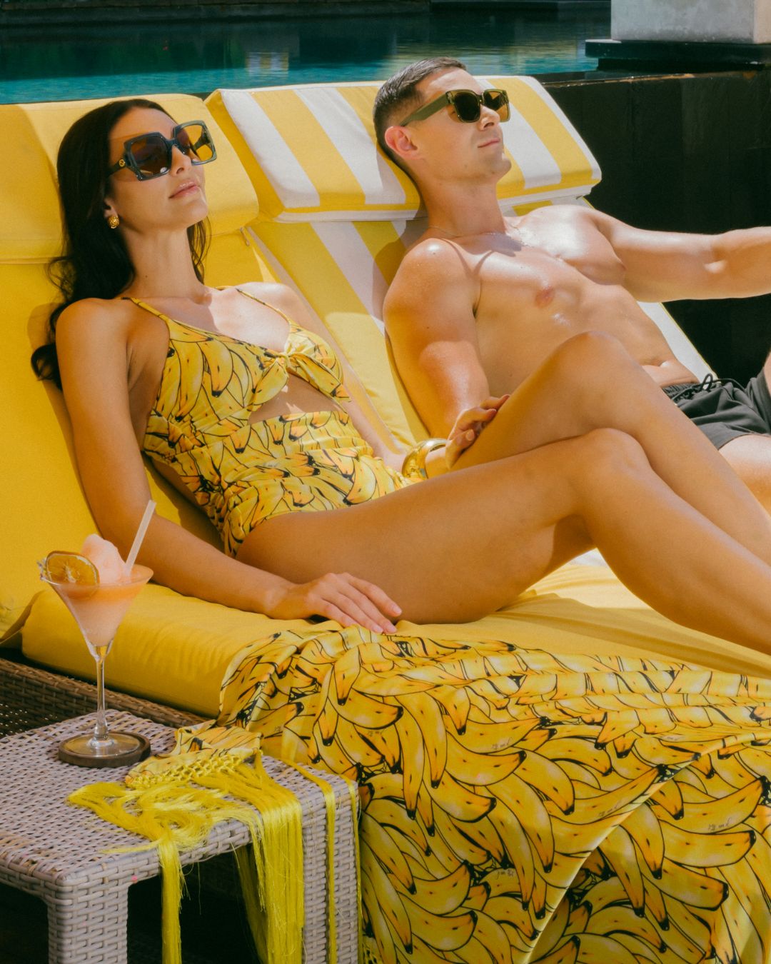 Beristirahat di Daybed
