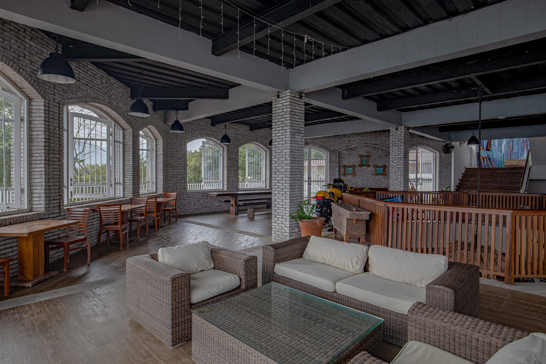 Lounge Sofas