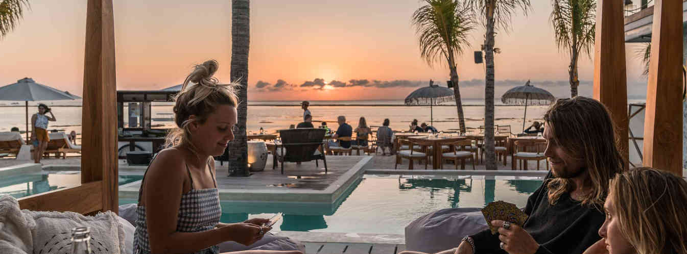 Ohana's Beach Club recommended time