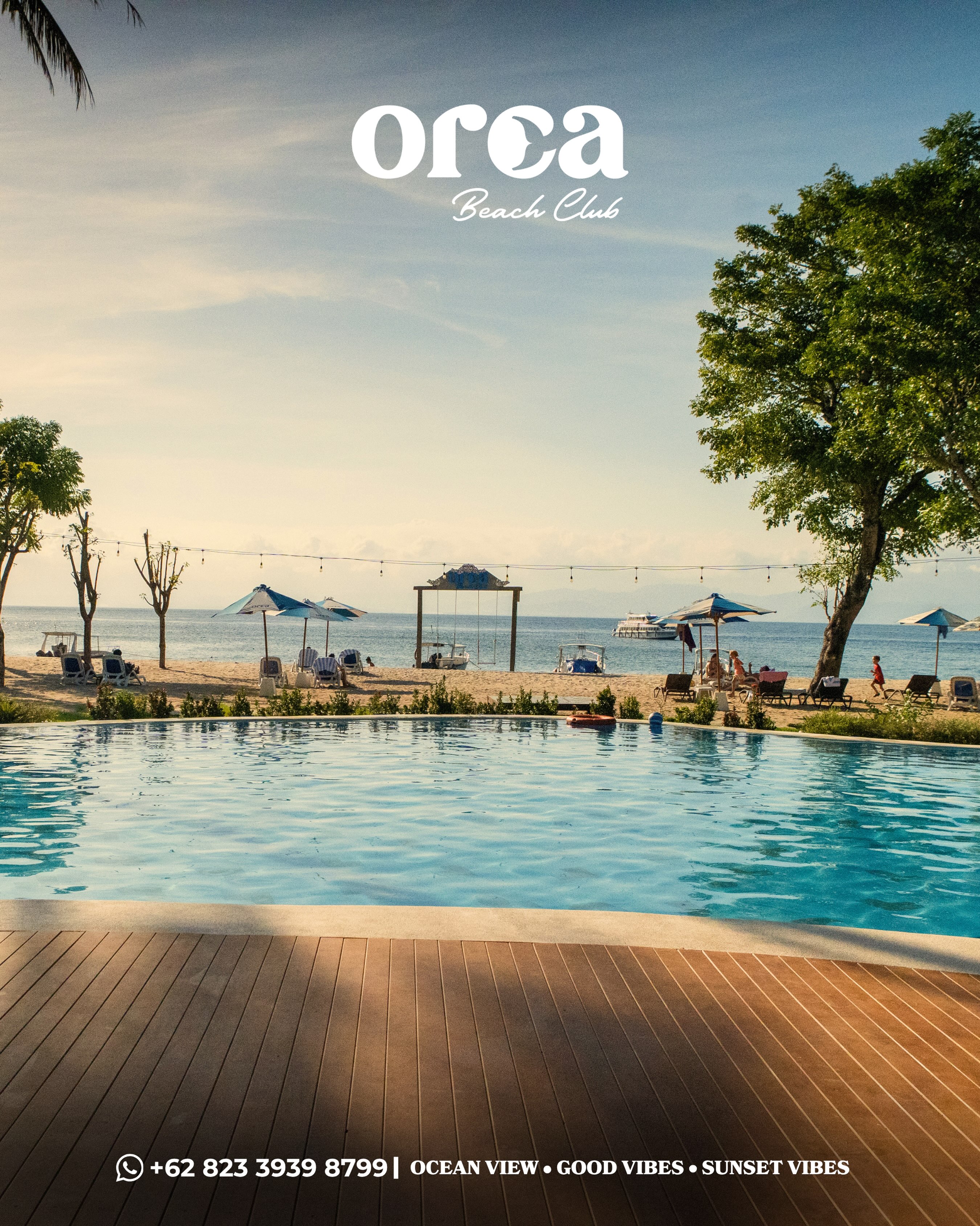 Kolam Orca Menghadap Laut