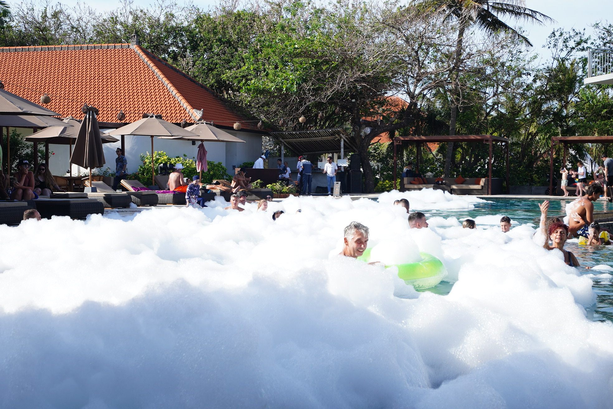 FoamTastic Fest sore hari