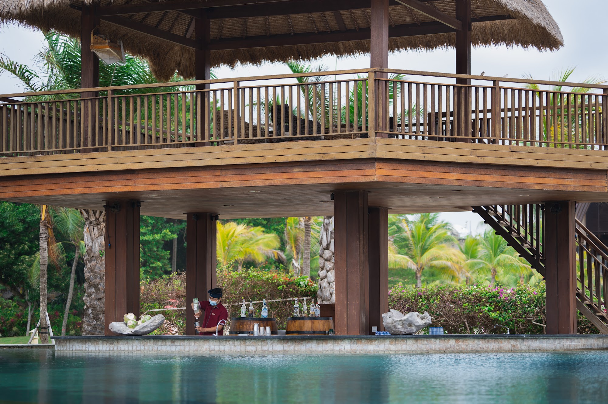 Bar kolam Paradise