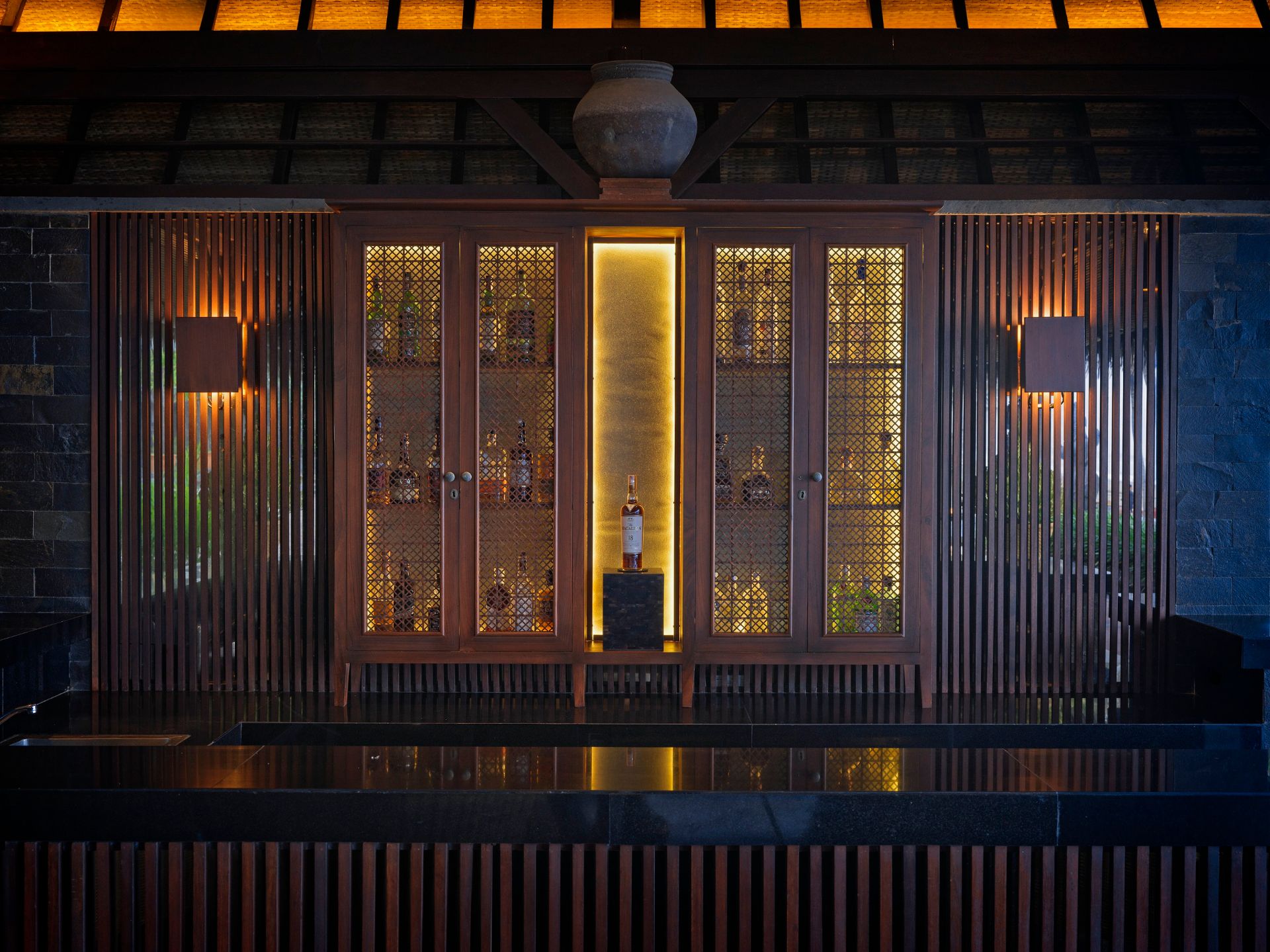 Pool Barのカウンター