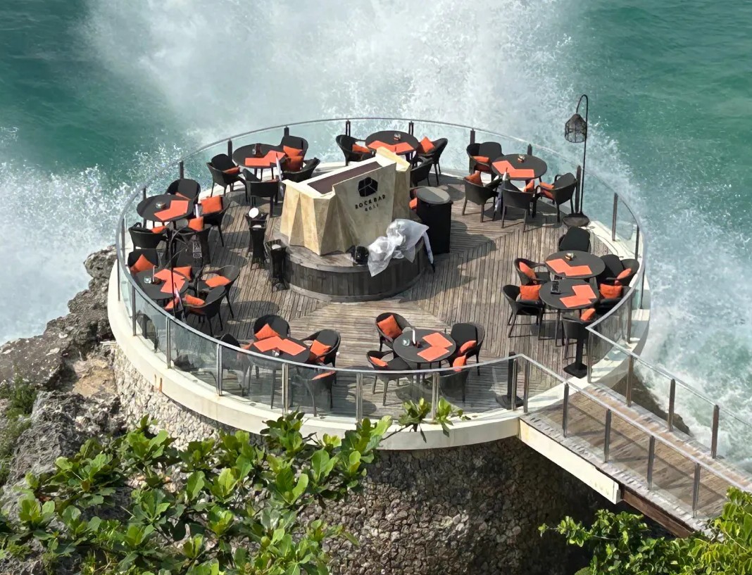 Round Deck